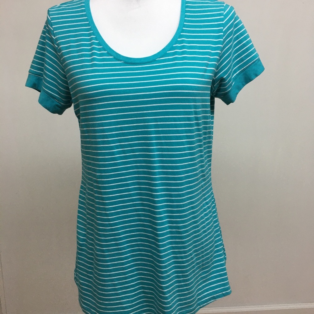 Omni Wick Columbia Blouse Aqua. size M/M